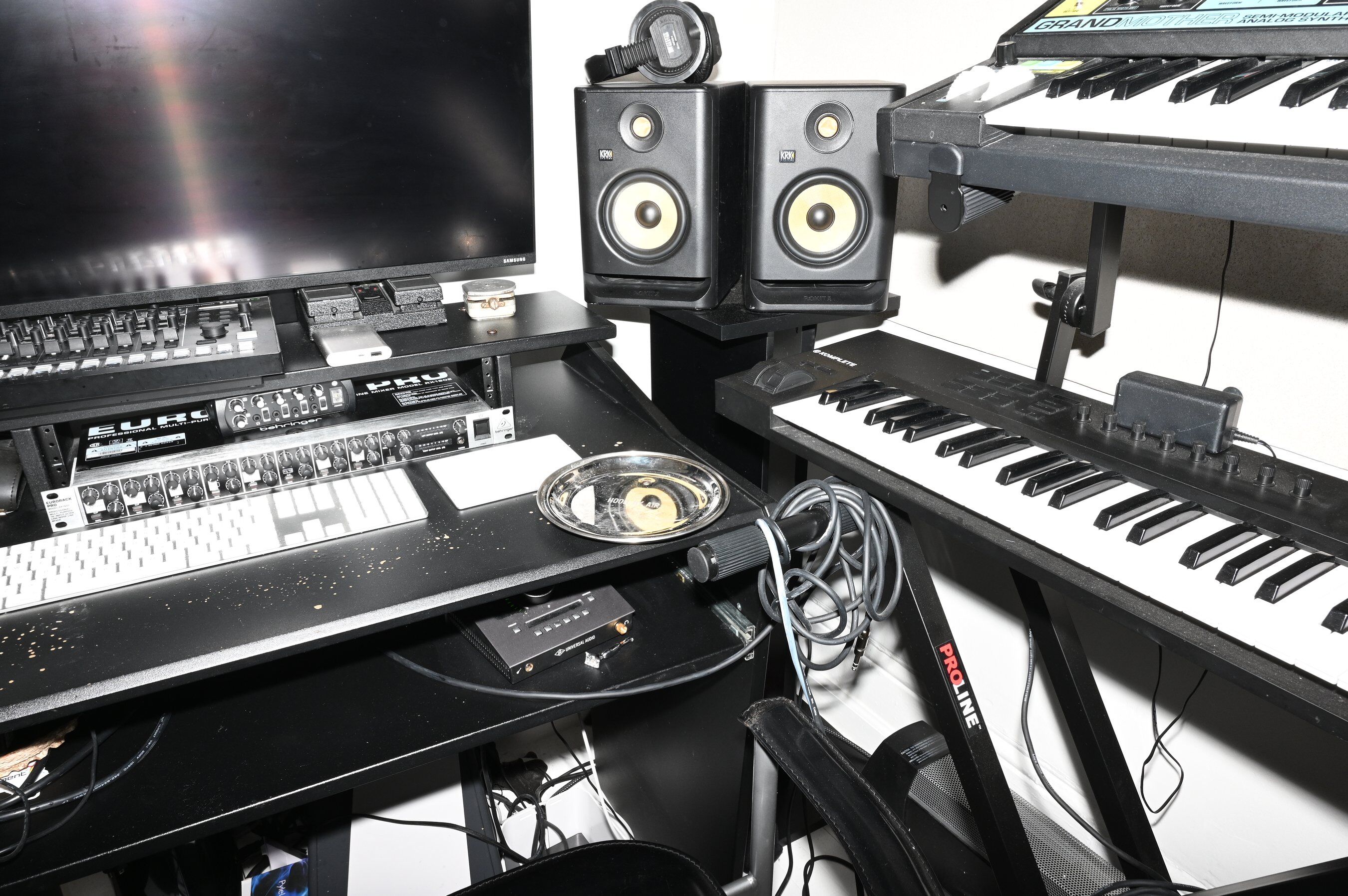 designer Shayne Oliver music studio